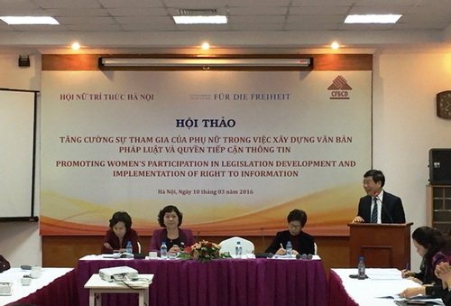 PGS.TS Lê Minh Thông – Phó Chủ nhiệm Ủy ban pháp luật quốc hội giới thiệu thông tin về luật